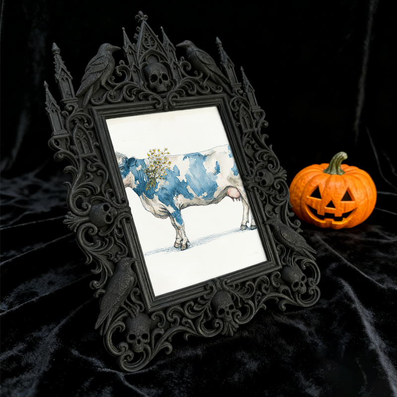 Bestselling Gothic Dark-style Photo Frame | Horror Movie Themed Sleepover Decor, Photo Ornament, Wall/Table Dual-use, Eco-friendly Frame
