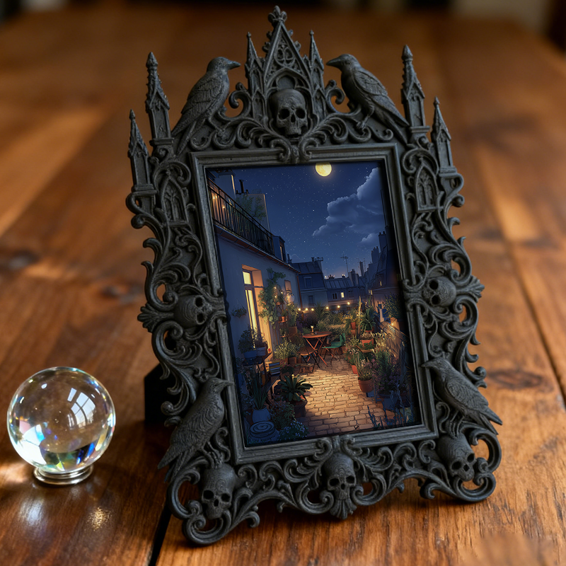 Collector-approved Gothic Dark-style Photo Frame | Horror Comic Book Signing Event Decor, Photo Ornament, Wall/Table Dual-use, Display-grade