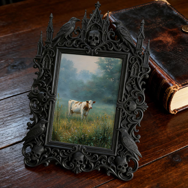 Highly-rated Gothic Dark-style Photo Frame | Witchy Spell Candle Shop Counter Decor, Photo Ornament, Wall-mountable & Tabletop, Scratch-resi