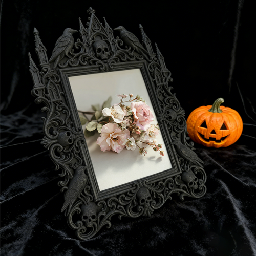 Must-buy Gothic Dark-style Photo Frame | Gothic Anniversary Dinner Table Decor, Photo Ornament, Dual-use Display, Sturdy Frame