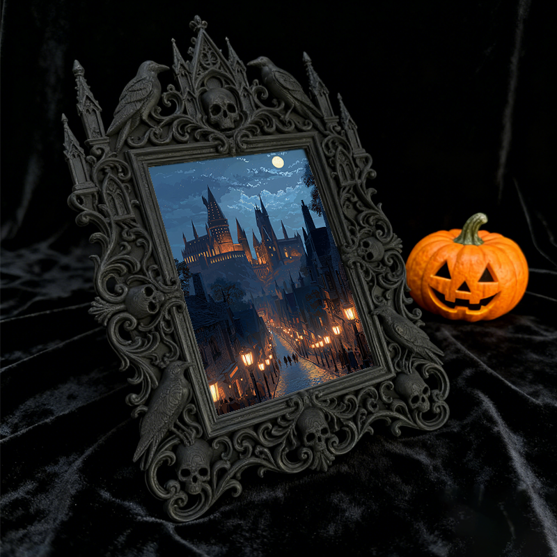 One-of-a-kind Gothic Dark-style Photo Frame | Witchy Crystal Necklace Shop Decor, Photo Ornament, Wall-mountable & Tabletop, Portable Frame