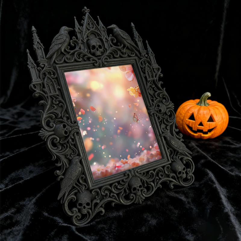Limited-drop Gothic Dark-style Photo Frame | Vampire Cosplay Accessories Shop Decor, Photo Ornament, Wall/Table Dual-use, Artistic Frame