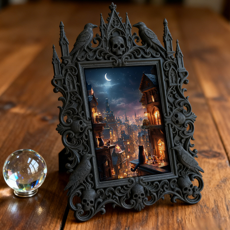Elegant Gothic Dark-style Photo Frame | Paranormal Themed Caf茅 Wall Decor, Photo Ornament, Wall-mountable & Tabletop, Elegant Frame