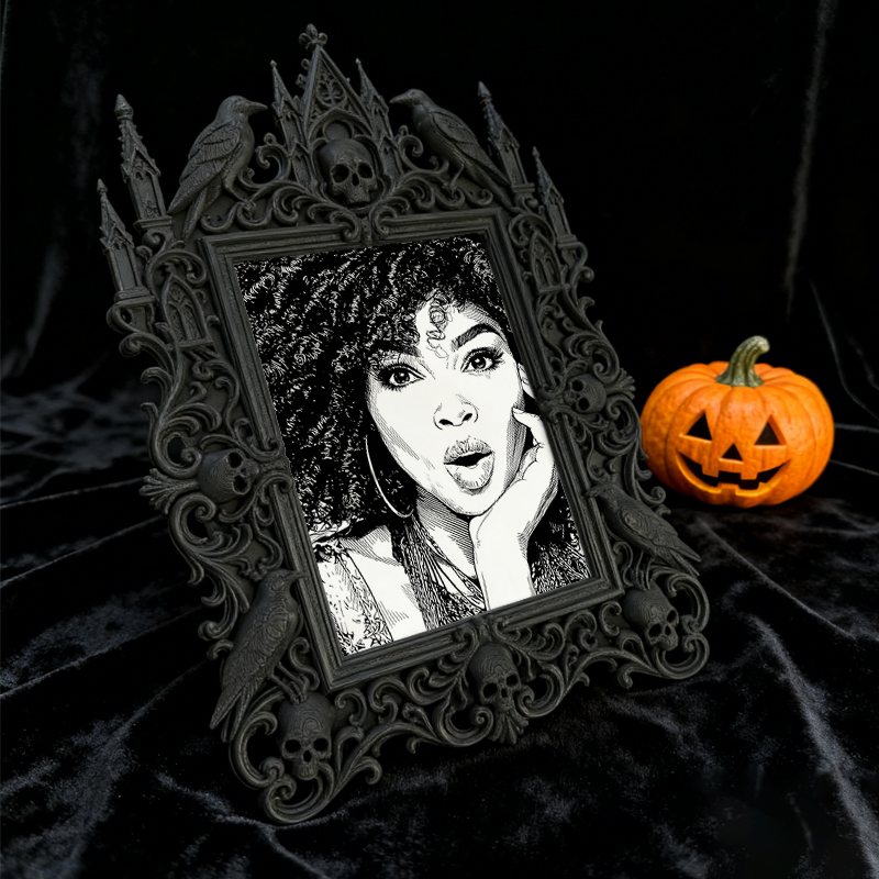 Cute Gothic Dark-style Photo Frame | Gothic Pet Halloween Costume Shop Decor, Photo Ornament, Dual-use Display, Cute Frame
