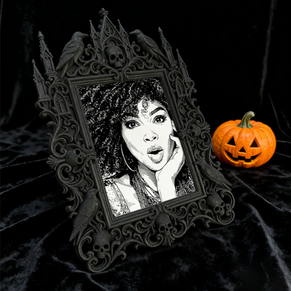 Cute Gothic Dark-style Photo Frame | Gothic Pet Halloween Costume Shop Decor, Photo Ornament, Dual-use Display, Cute Frame