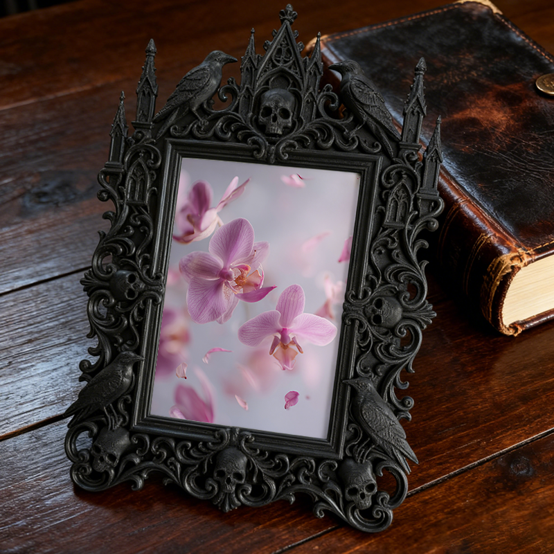 Luxe Gothic Dark-style Photo Frame | Dark Academia Bookbinding Workshop Decor, Photo Ornament, Wall-mountable & Tabletop, Practical Frame
