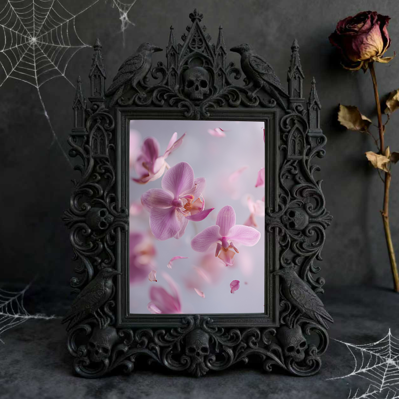 Luxe Gothic Dark-style Photo Frame | Dark Academia Bookbinding Workshop Decor, Photo Ornament, Wall-mountable & Tabletop, Practical Frame