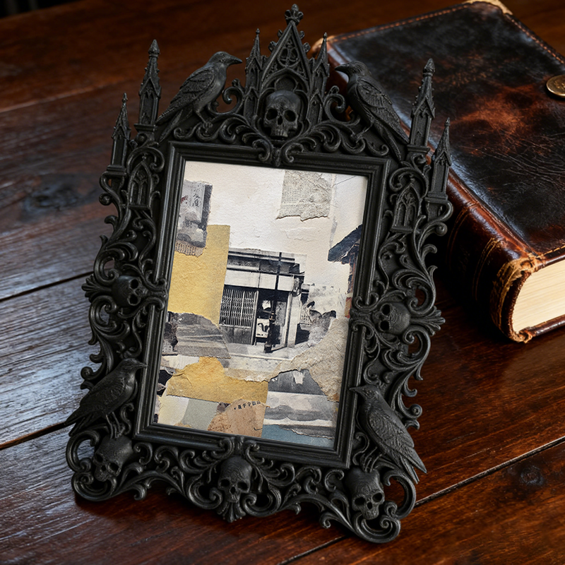 Stylish Gothic Dark-style Photo Frame | Gothic Eyelash Salon Shelf Decor, Photo Ornament, Wall-mountable & Tabletop, High-gloss Frame