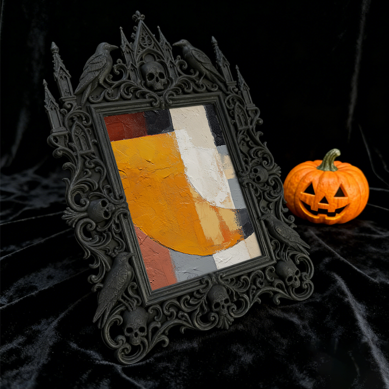 Must-grab Gothic Dark-style Photo Frame | Halloween Trick-or-Treat Photo Spot Decor, Photo Ornament, Wall-mountable & Tabletop, Lightweight 