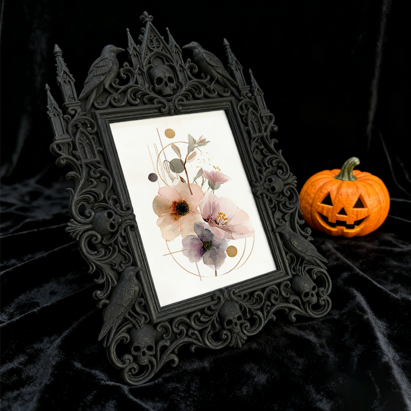 Hot-pick Gothic Dark-style Photo Frame | Vampire Themed Valentine’s Day Decor, Photo Ornament, Dual-use Display, Sturdy Frame