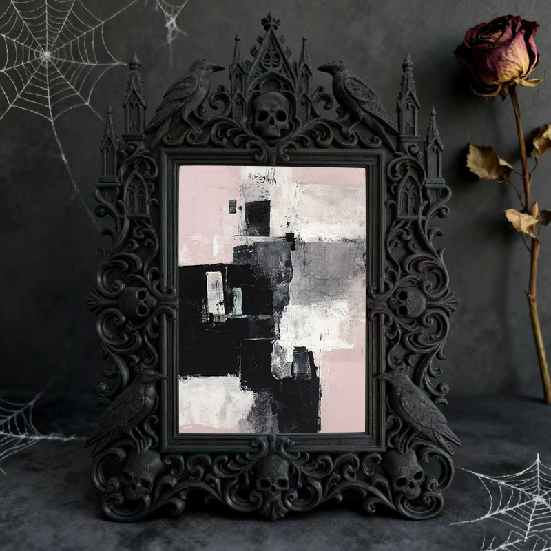 Collector-favorite Gothic Dark-style Photo Frame | Horror Comic Book Convention Decor, Photo Ornament, Wall/Table Dual-use, Display-grade Fr