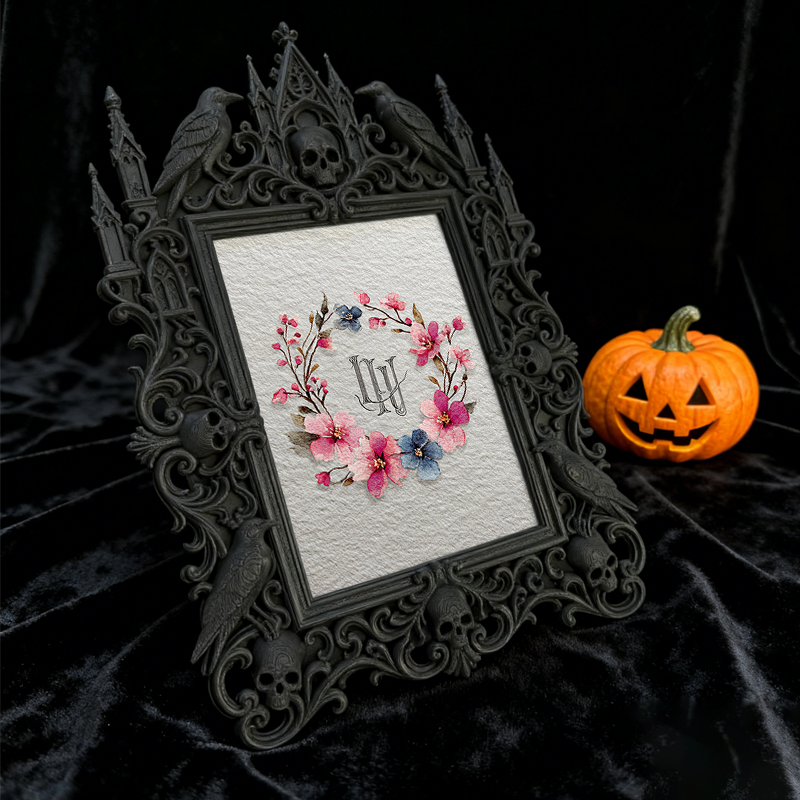 Must-snag Gothic Dark-style Photo Frame | Horror Themed Escape Room Photo Wall Decor, Photo Ornament, Wall-mountable & Tabletop, Slim Frame
