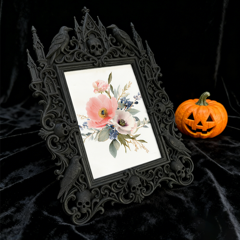 Edgy-cool Gothic Dark-style Photo Frame | Horror Movie Collectibles Room Decor, Photo Ornament, Dual-use Display, Minimalist Frame