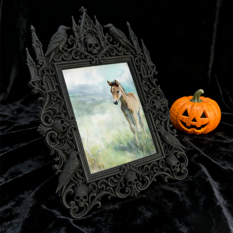Rare-gem Gothic Dark-style Photo Frame | Vampire Cosplay Convention Booth Prop, Photo Ornament, Wall/Table Dual-use, Artistic Frame