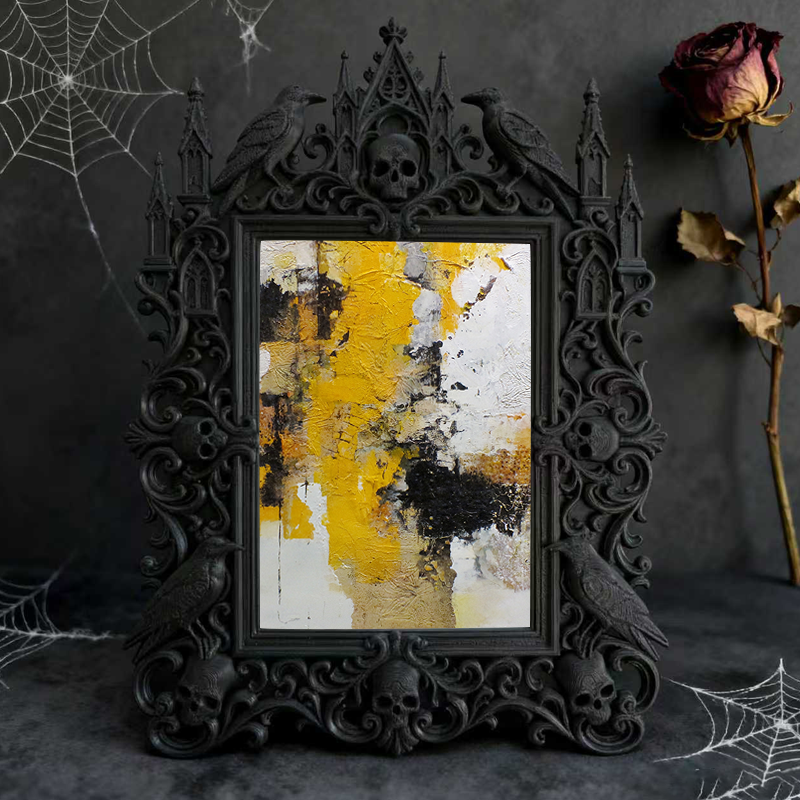 Cute-edgy Gothic Dark-style Photo Frame | Gothic Pet Bandana Display Decor, Photo Ornament, Dual-use Display, Cute Frame