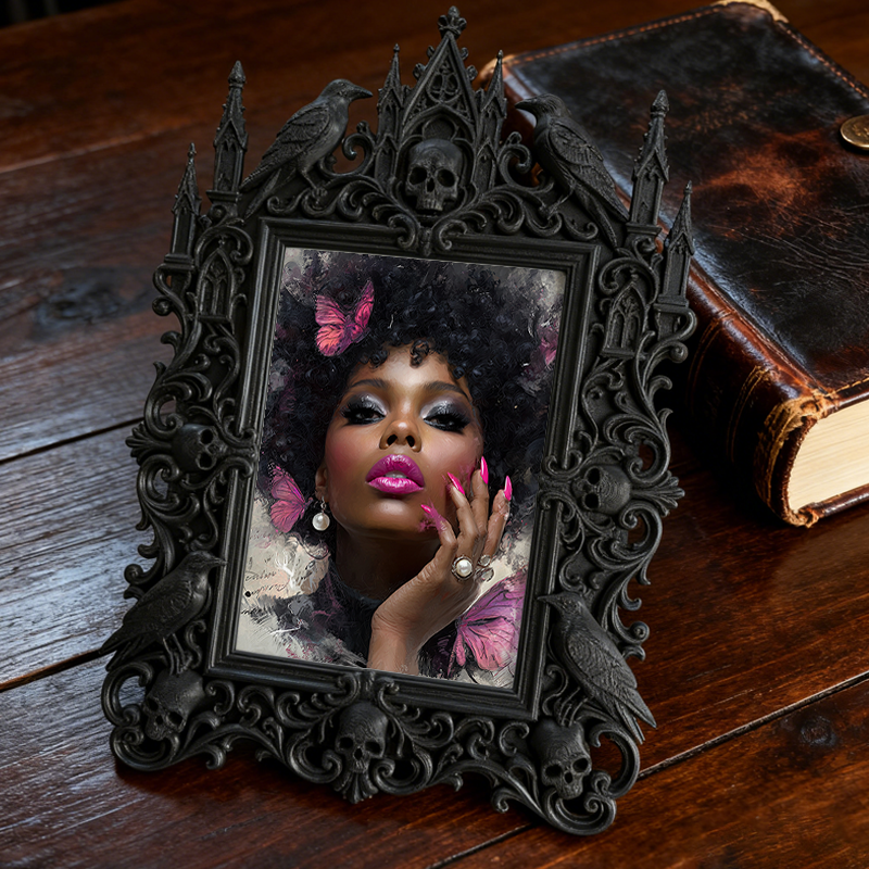 Crowd-pleaser Gothic Dark-style Photo Frame | Horror Cosplay Photo Shoot Backdrop Decor, Photo Ornament, Wall-mountable & Tabletop, Lightwei