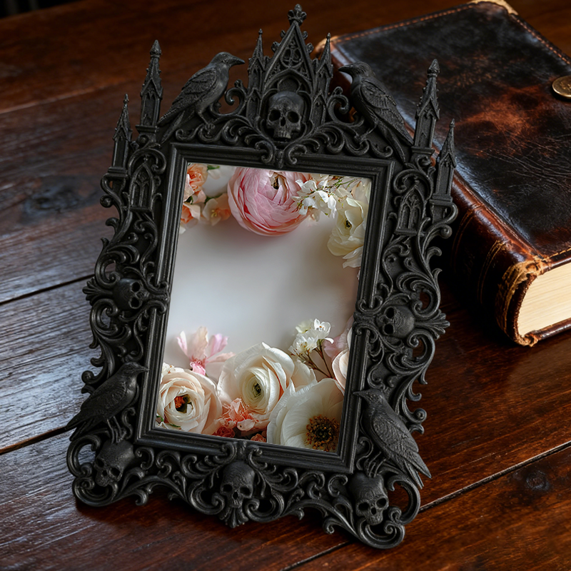 Exclusive-release Gothic Dark-style Photo Frame | Occult Herbalism Workshop Decor, Photo Ornament, Wall-mountable & Tabletop, Collectible Fr