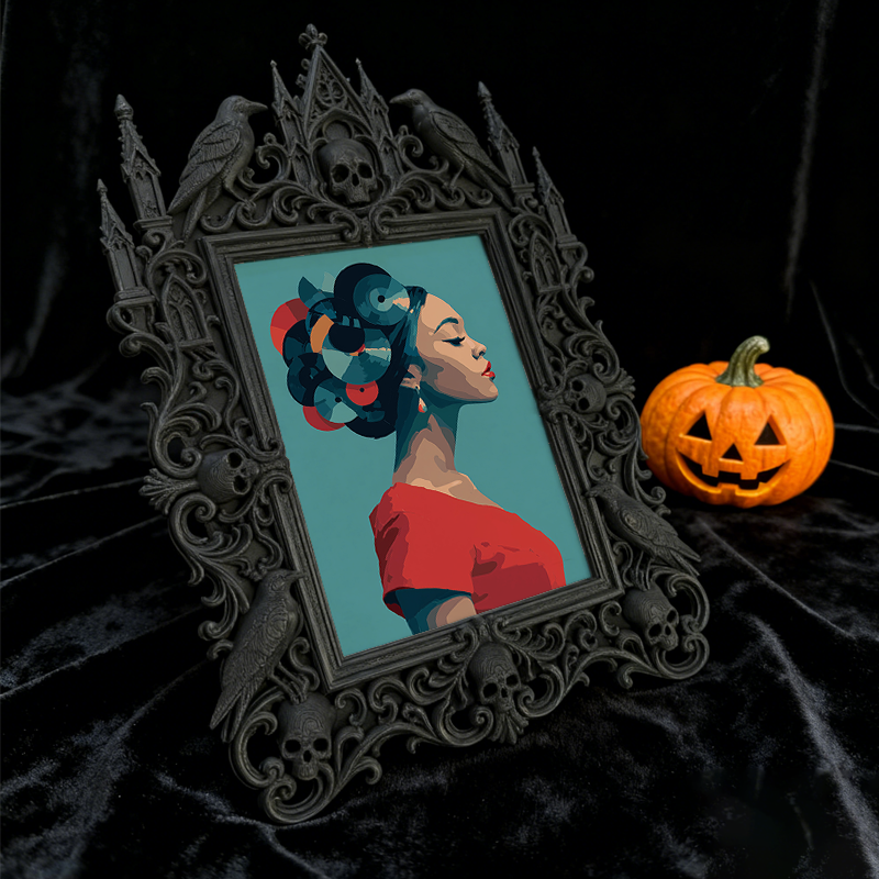 Edgy-elegant Gothic Dark-style Photo Frame | Horror Movie Script Reading Room Decor, Photo Ornament, Dual-use Display, Minimalist Frame