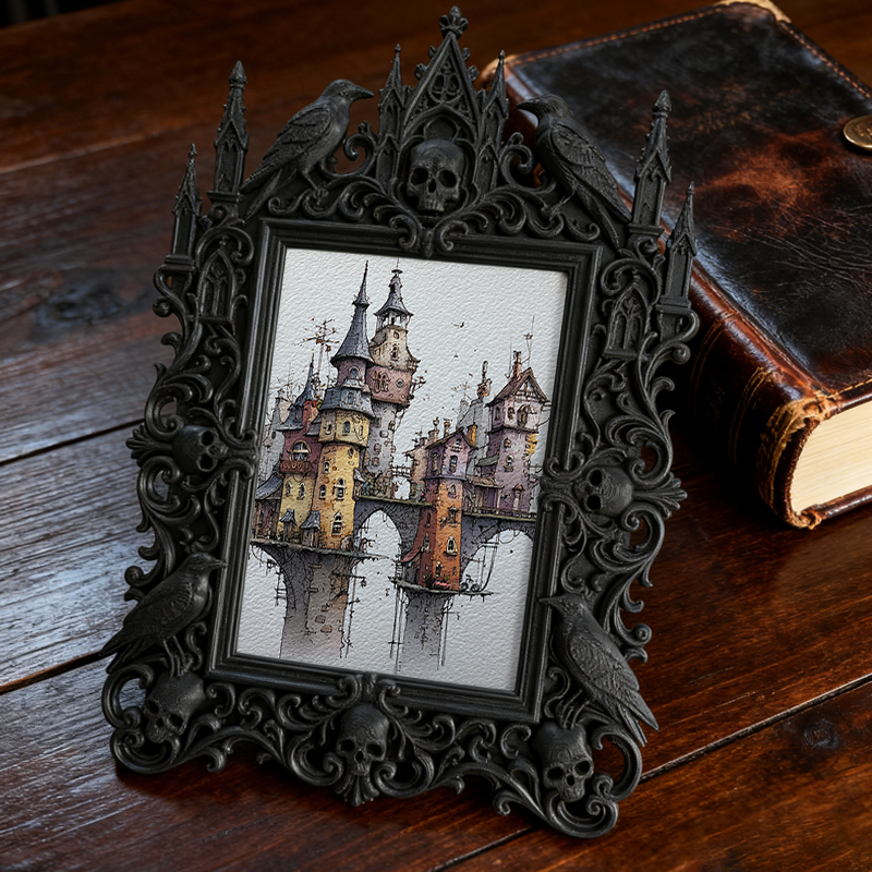 Bold-and-unique Gothic Dark-style Photo Frame | Dark Fantasy D&D Campaign Room Decor, Photo Ornament, Wall-mountable & Tabletop, Creative Fr
