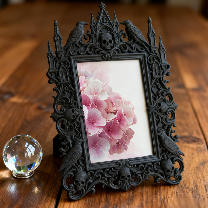 Refined-dark-vibe Gothic Dark-style Photo Frame | Paranormal Gift Shop Shelf Decor, Photo Ornament, Wall-mountable & Tabletop, Elegant Frame