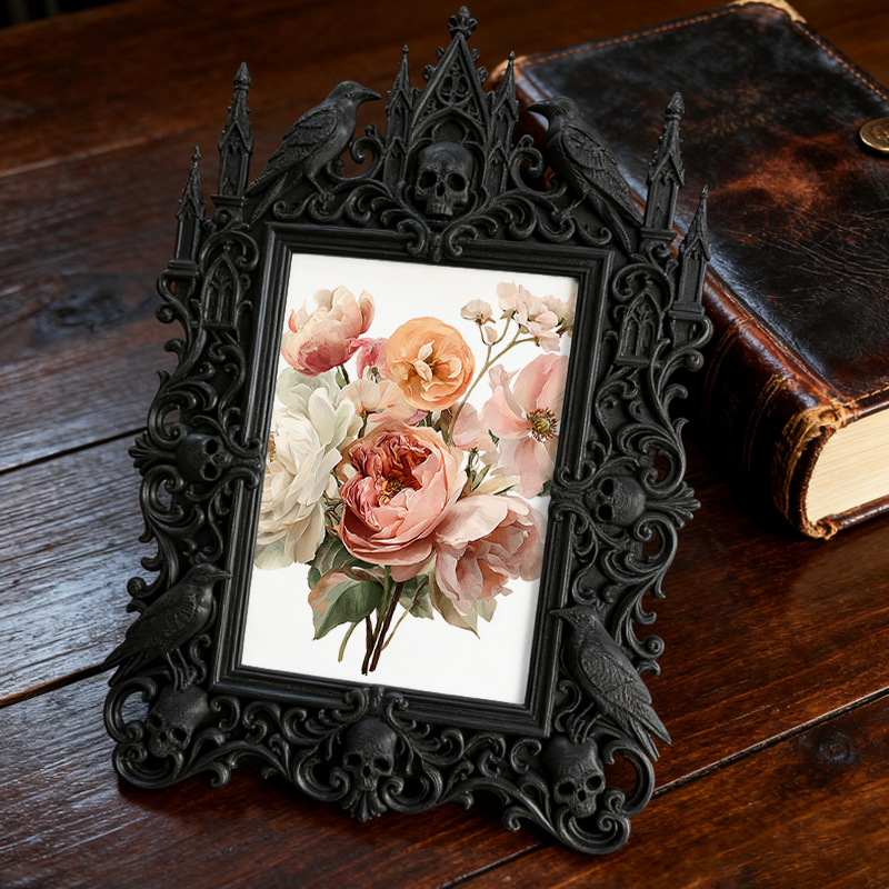 Eye-catching-gothic Gothic Dark-style Photo Frame | Dark Fantasy Resin Casting Studio Decor, Photo Ornament, Wall-mountable & Tabletop, Crea