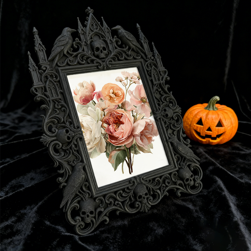 Eye-catching-gothic Gothic Dark-style Photo Frame | Dark Fantasy Resin Casting Studio Decor, Photo Ornament, Wall-mountable & Tabletop, Crea