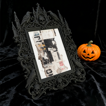 Trending-hot Gothic Dark-style Photo Frame | Gothic Halloween Garage Party Decor, Photo Ornament, Wall-mountable & Tabletop, Plastic Frame
