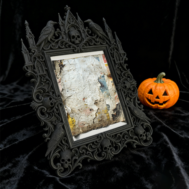 Must-grab Gothic Dark-style Photo Frame | Horror Themed Escape Room Winner Gift Decor, Photo Ornament, Wall-mountable & Tabletop, Slim Frame