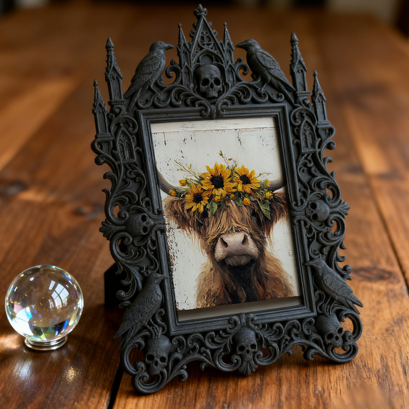 Rare-edition Gothic Dark-style Photo Frame | Vampire Cosplay Contact Lens Shop Decor, Photo Ornament, Wall/Table Dual-use, Artistic Frame
