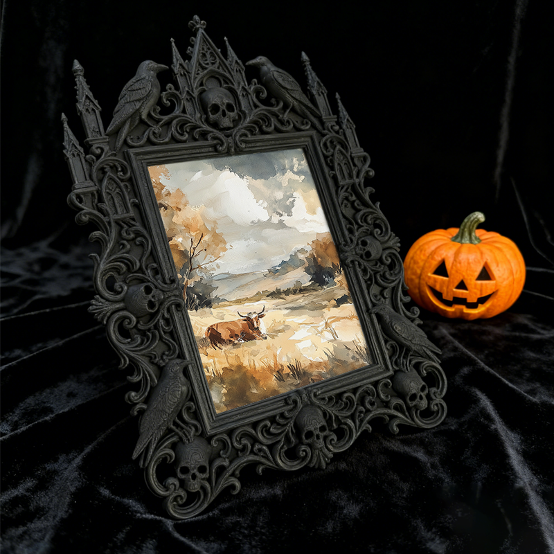 Collector-must-have Gothic Dark-style Photo Frame | Vintage Horror Comic Book Store Decor, Photo Ornament, Wall/Table Dual-use, Display-grad