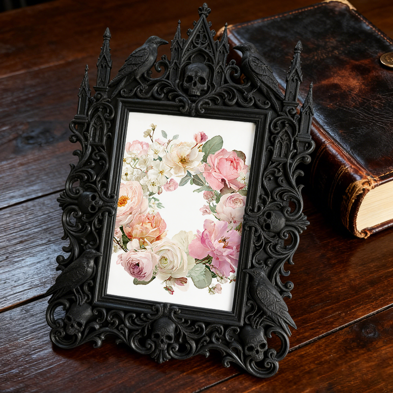Limited-drop Gothic Dark-style Photo Frame | Occult Tarot Card Deck Shop Decor, Photo Ornament, Wall-mountable & Tabletop, Collectible Frame