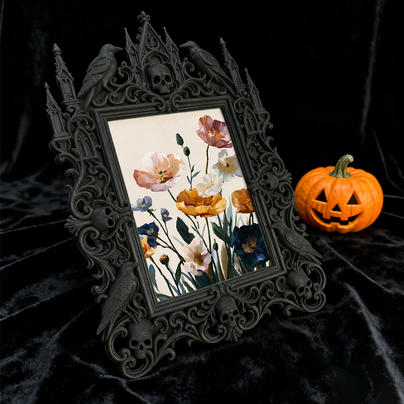 Hard-to-get Gothic Dark-style Photo Frame | Werewolf Themed Log Cabin Wall Decor, Photo Ornament, Wall/Table Dual-use, Rustic Frame