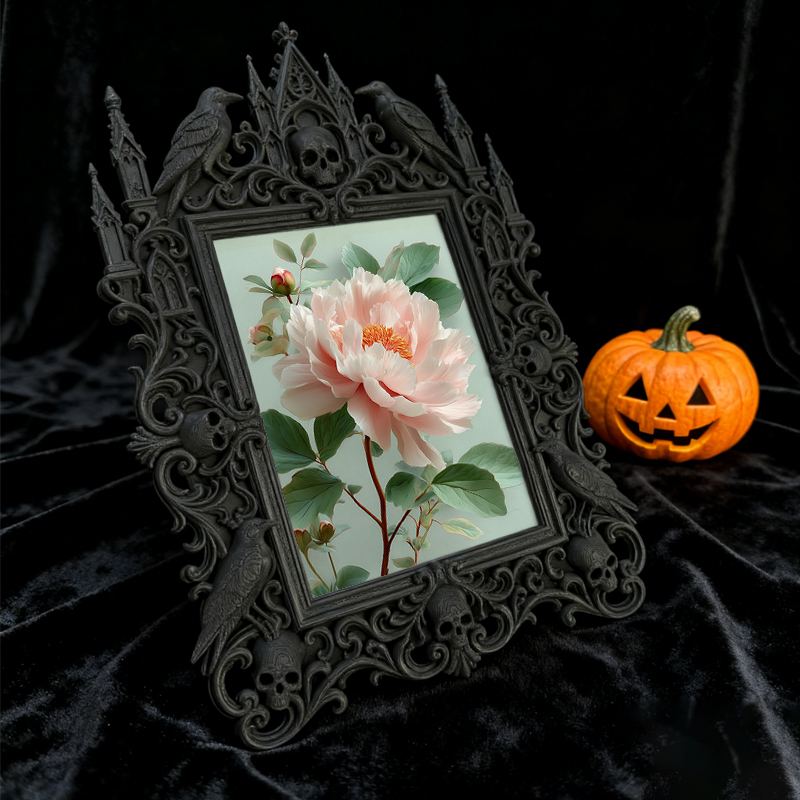 Refined-dark-chic Gothic Dark-style Photo Frame | Paranormal Gift Shop Window Decor, Photo Ornament, Wall-mountable & Tabletop, Elegant Fram