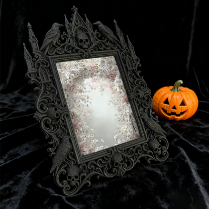 Exclusive-stock Gothic Dark-style Photo Frame | Occult Tarot Card Sleeve Shop Decor, Photo Ornament, Wall-mountable & Tabletop, Collectible 