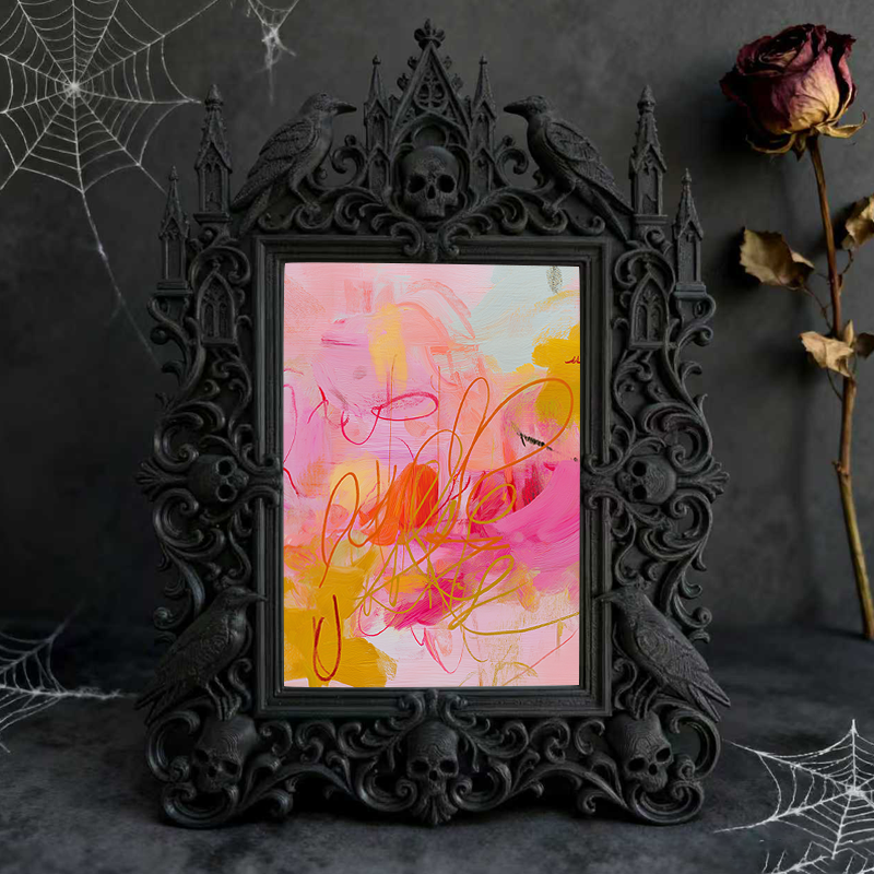 Sturdy-and-chic Gothic Dark-style Photo Frame | Gothic Halloween Trick-or-Treat Station Decor, Photo Ornament, Dual-use Display, Wear-resist