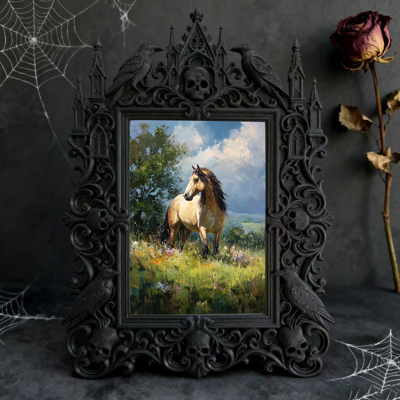 Fan-favorite-pick Gothic Dark-style Photo Frame | Vampire-themed Bedroom Wall Decor, Photo Ornament, Wall-mountable & Tabletop, Lightweight 