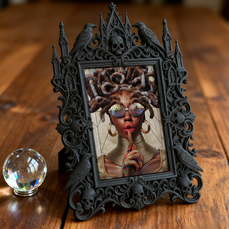 Customer-approved Gothic Dark-style Photo Frame | Vampire Themed Living Room Decor, Photo Ornament, Dual-use Display, Sturdy Frame