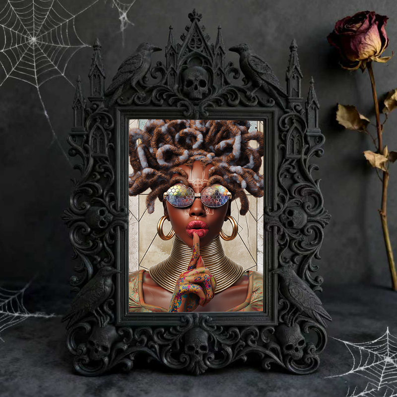 Customer-approved Gothic Dark-style Photo Frame | Vampire Themed Living Room Decor, Photo Ornament, Dual-use Display, Sturdy Frame