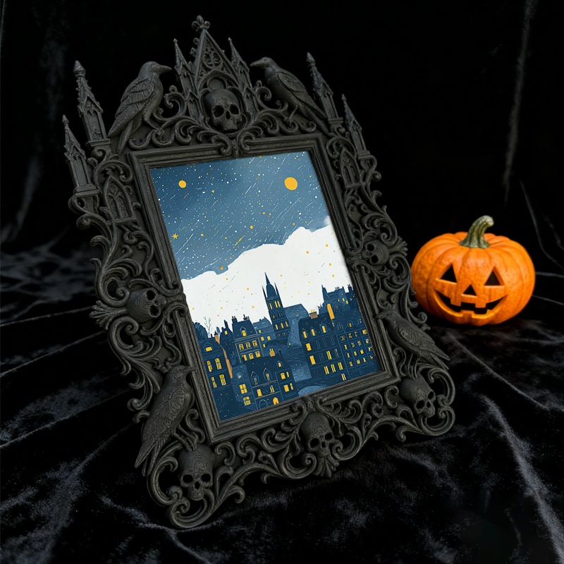 Rare-find Gothic Dark-style Photo Frame | Vampire Cosplay Fangs & Prosthetics Shop Decor, Photo Ornament, Wall/Table Dual-use, Artistic Fram