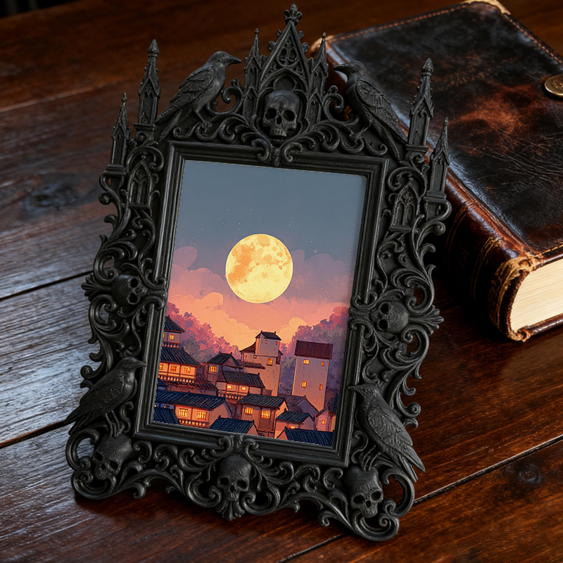TikTok-viral Gothic Dark-style Photo Frame | Gothic Handmade Soap Carving Studio Decor, Photo Ornament, Wall-mountable & Tabletop, Plastic F