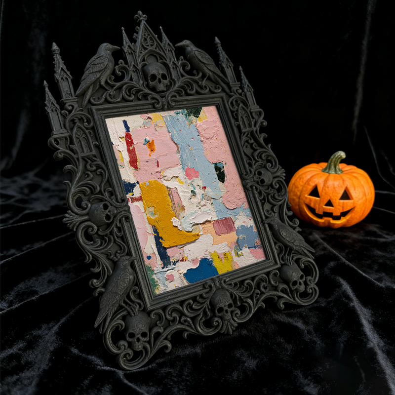 Crowd-pleaser Gothic Dark-style Photo Frame | Horror Cosplay Photoshoot Studio Decor, Photo Ornament, Wall-mountable & Tabletop, Lightweight