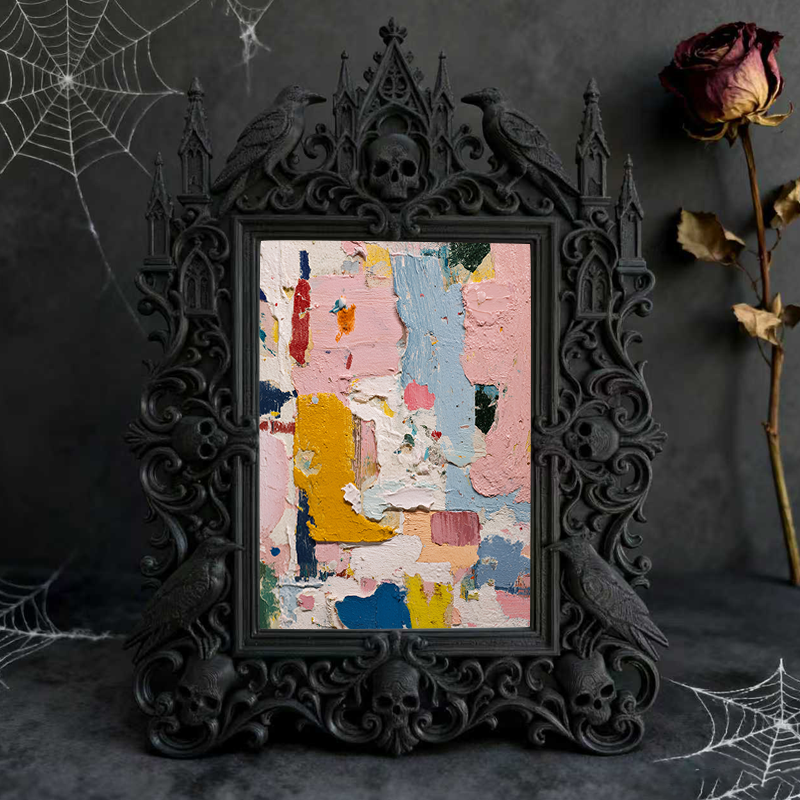 Crowd-pleaser Gothic Dark-style Photo Frame | Horror Cosplay Photoshoot Studio Decor, Photo Ornament, Wall-mountable & Tabletop, Lightweight