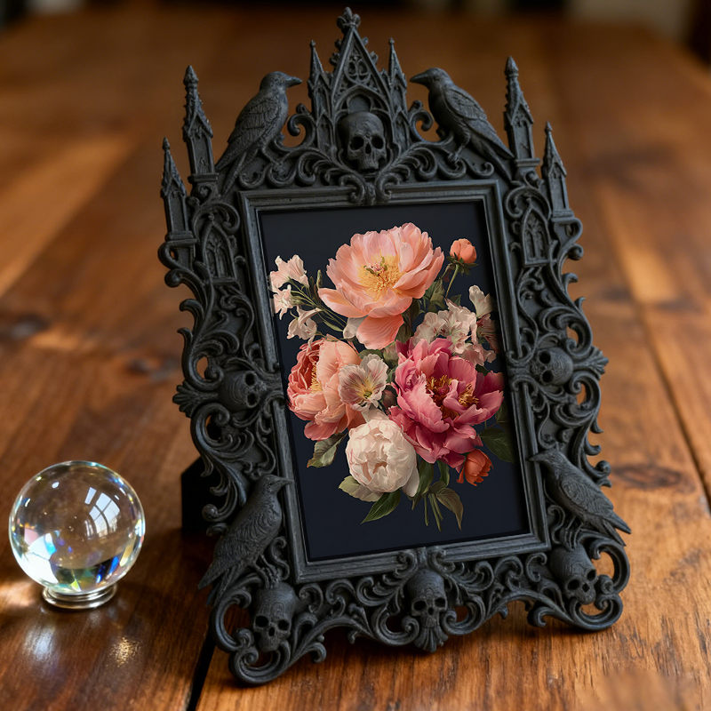 Rare-gem Gothic Dark-style Photo Frame | Werewolf Cosplay Group Photo Backdrop Decor, Photo Ornament, Wall/Table Dual-use, Rustic Frame