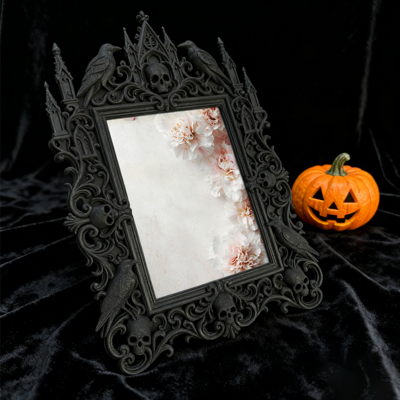 Bold-standout Gothic Dark-style Photo Frame | Dark Fantasy Dice Carving Studio Decor, Photo Ornament, Wall-mountable & Tabletop, Creative Fr