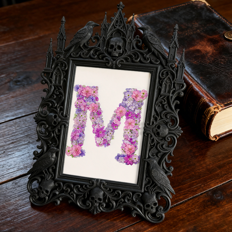 Style-essential Gothic Dark-style Photo Frame | Gothic Vintage Sunglasses Shop Window Decor, Photo Ornament, Wall/Table Dual-use, Eco-friend