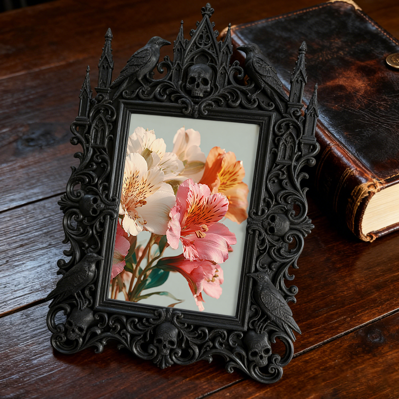 TikTok-viral Gothic Dark-style Photo Frame | Gothic Handmade Scented Candle Shop Decor, Photo Ornament, Wall-mountable & Tabletop, Plastic F