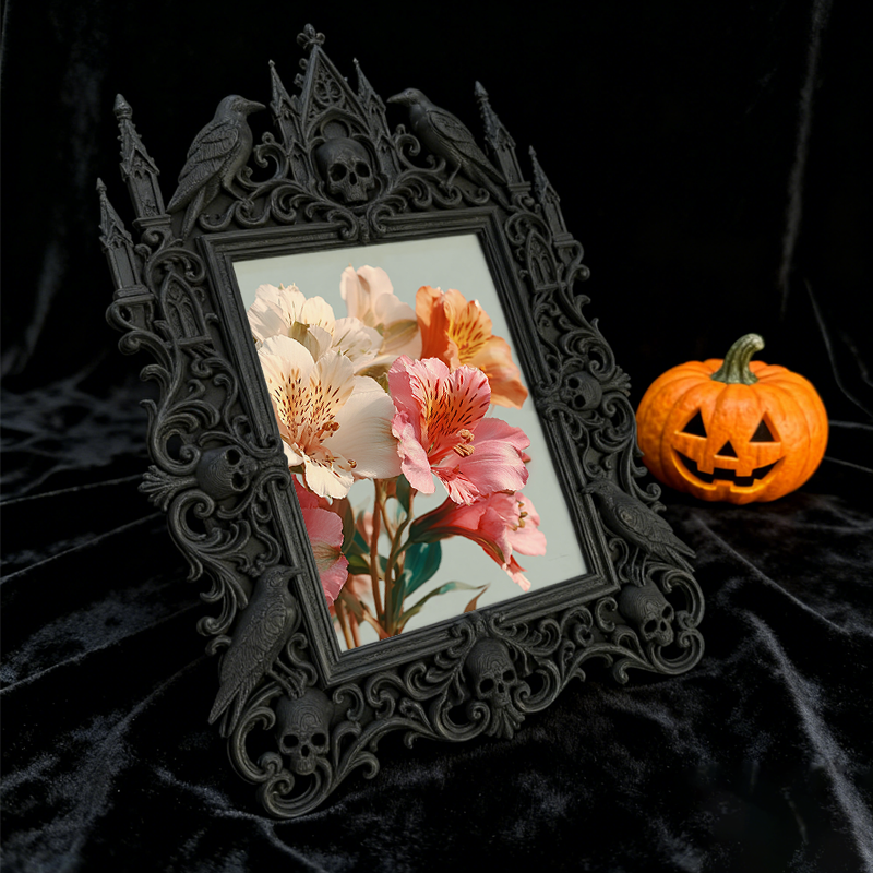 TikTok-viral Gothic Dark-style Photo Frame | Gothic Handmade Scented Candle Shop Decor, Photo Ornament, Wall-mountable & Tabletop, Plastic F