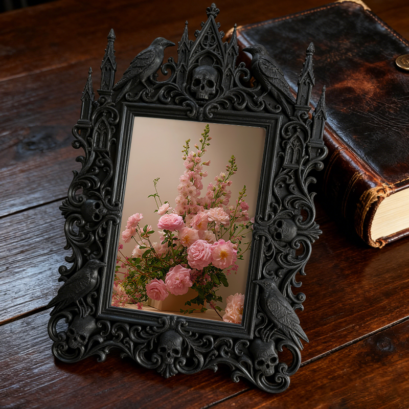 Must-grab Gothic Dark-style Photo Frame | Horror Themed Escape Room Prop Shop Decor, Photo Ornament, Wall-mountable & Tabletop, Slim Frame