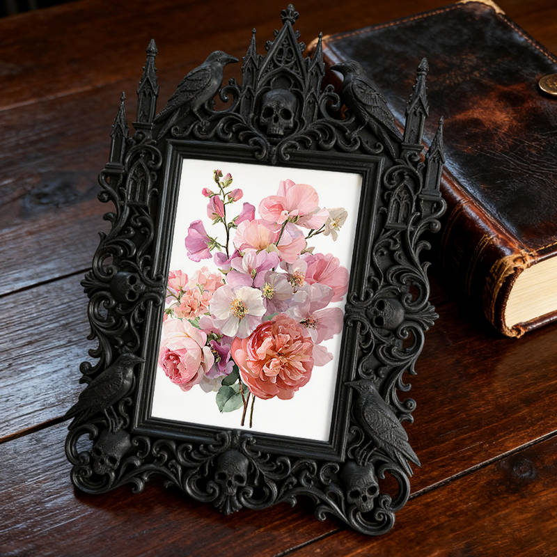 Bold-eye-catching Gothic Dark-style Photo Frame | Dark Fantasy Dice Set Shop Decor, Photo Ornament, Wall-mountable & Tabletop, Creative Fram