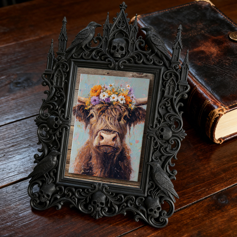 Bestselling-hit Gothic Dark-style Photo Frame | Gothic Craft Wine Label Shop Decor, Photo Ornament, Dual-use Display, Retro Plastic Frame